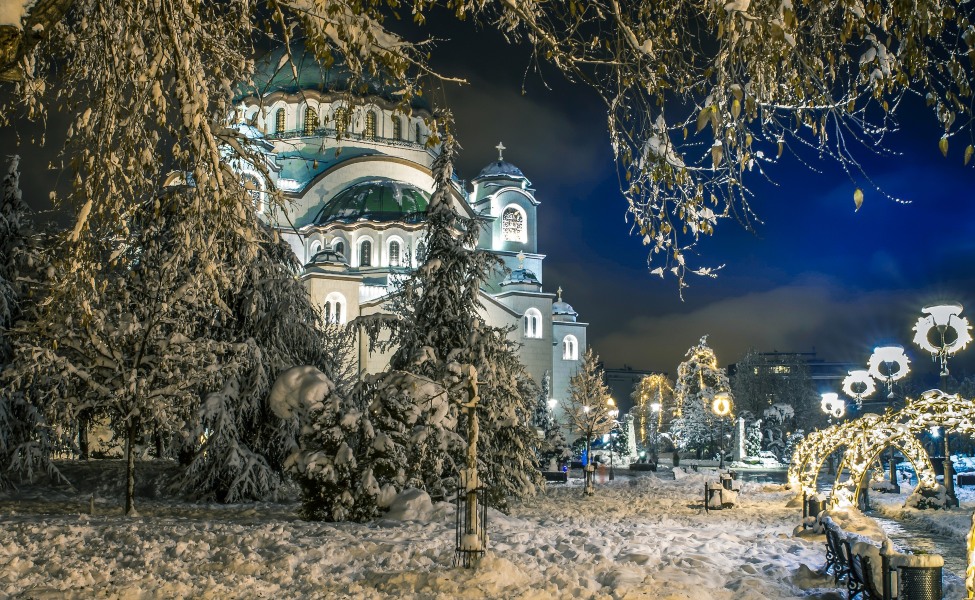 Hram Svetog Save tokom zime